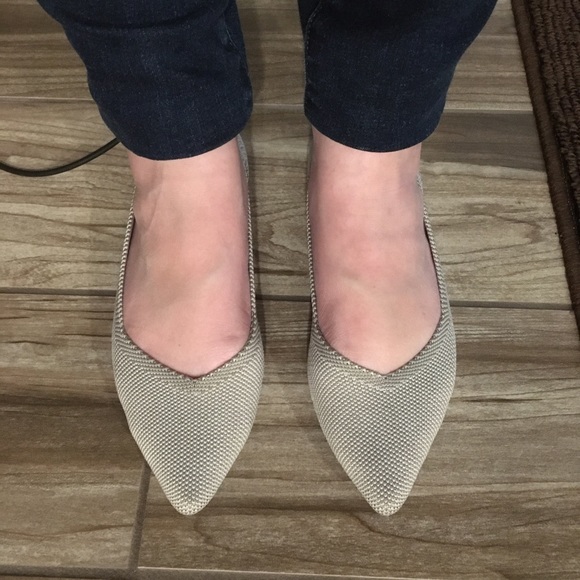 Size 6 Flax Birdseye Rothy's Points - Picture 8 of 8